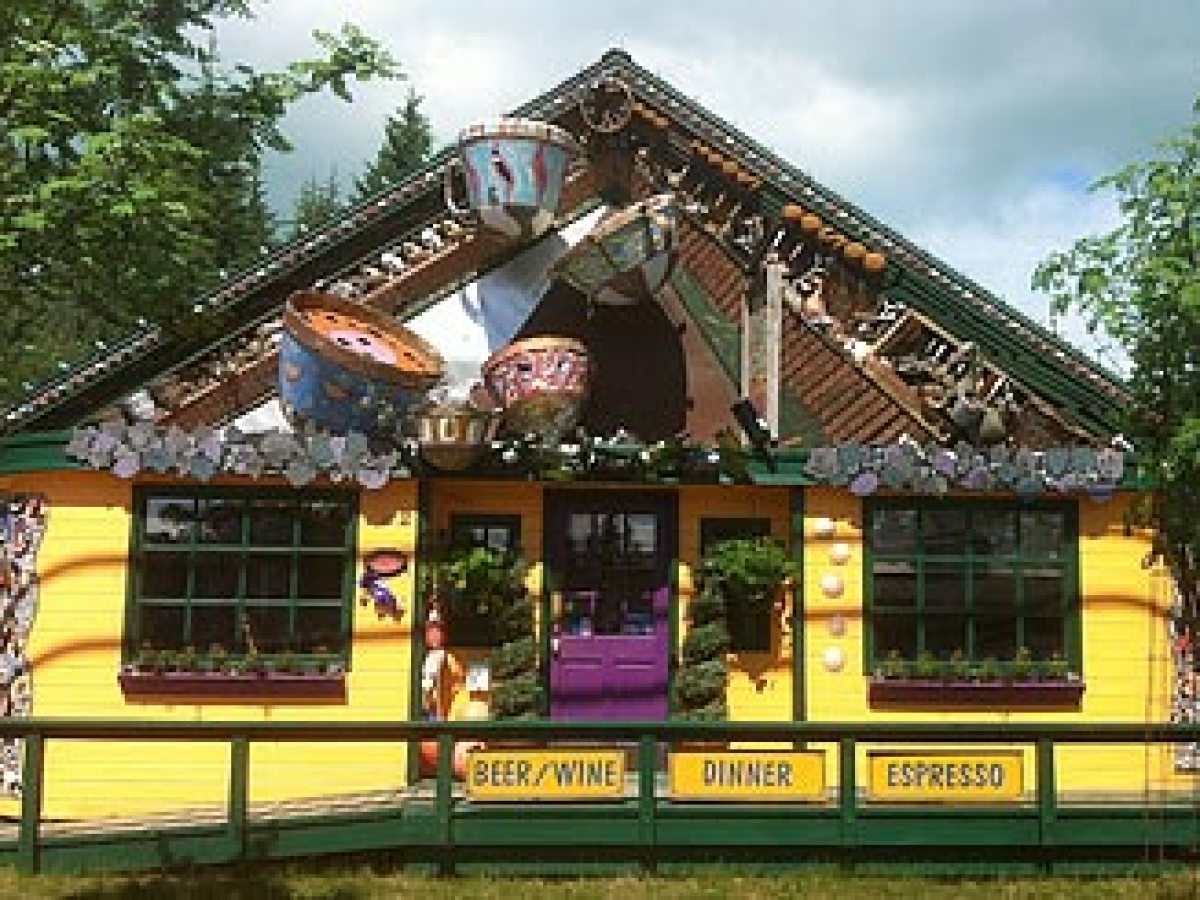 charming shop in Homer